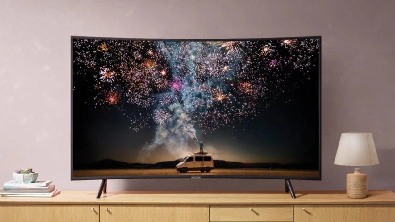 Bir zamanlar popüler olan kavisli televizyonlar neden aniden piyasadan silindi?