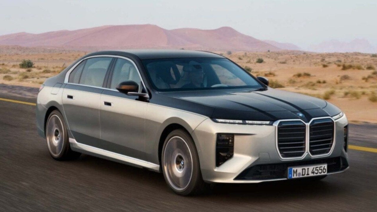 Yeni BMW 7 Serisi tanıtıldı! Neue Klasse dokunuşu