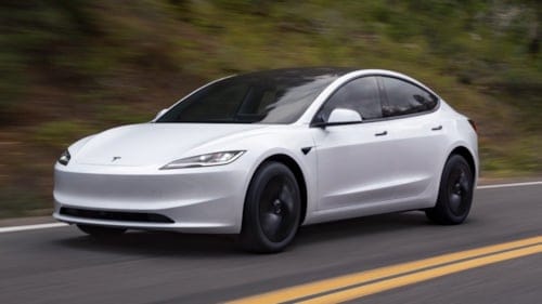 Tesla’dan Model 3’e ücretsiz şarj hamlesi: 1 yıllık Supercharger desteği