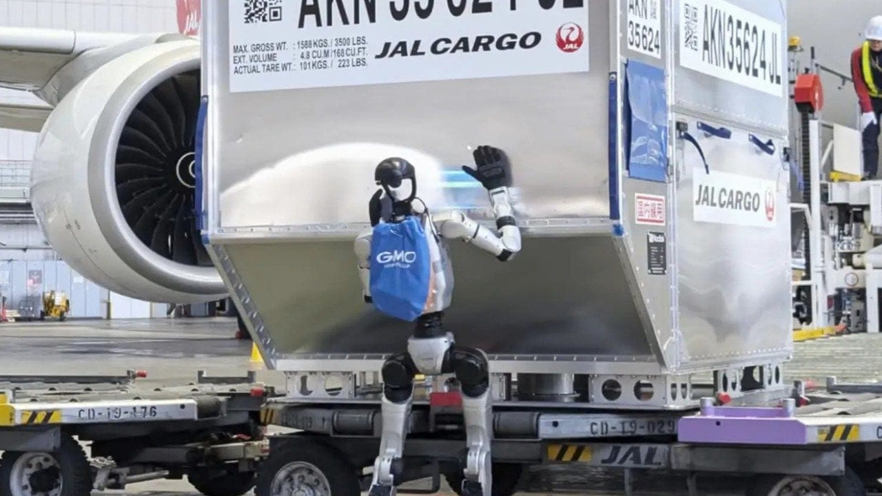 Japonya'da havalimanlarında robot dönemi başlıyor! Bagajları robotlar taşıyacak