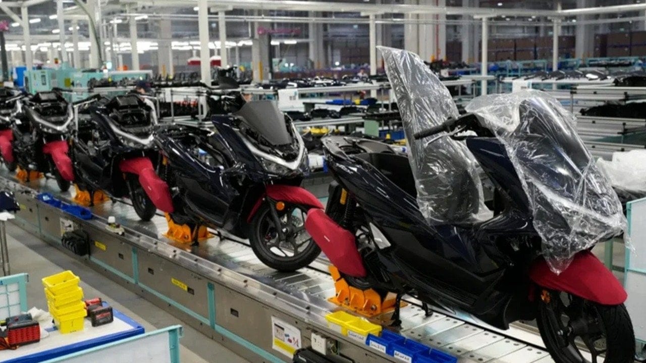 Honda’dan Türkiye’ye dev yatırım: İzmir’deki motosiklet fabrikası resmen açıldı