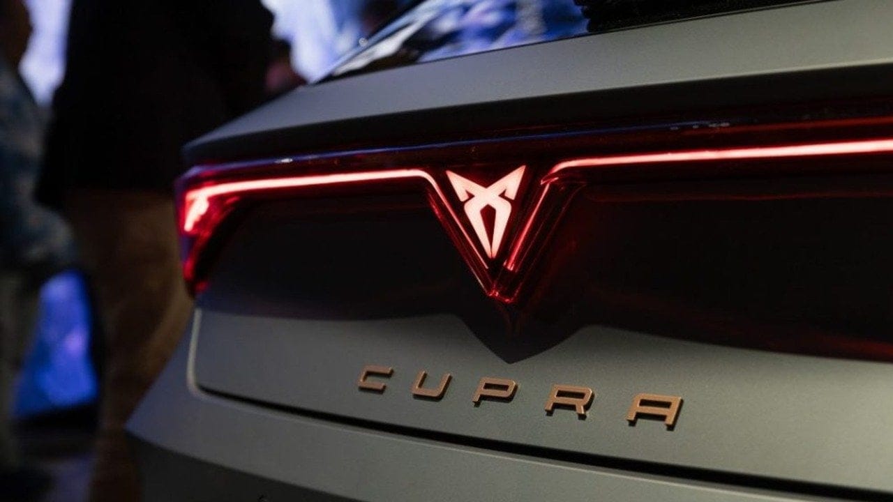 Cupra’dan sıra dışı karar: Canlı renklerden uzak durulacak!