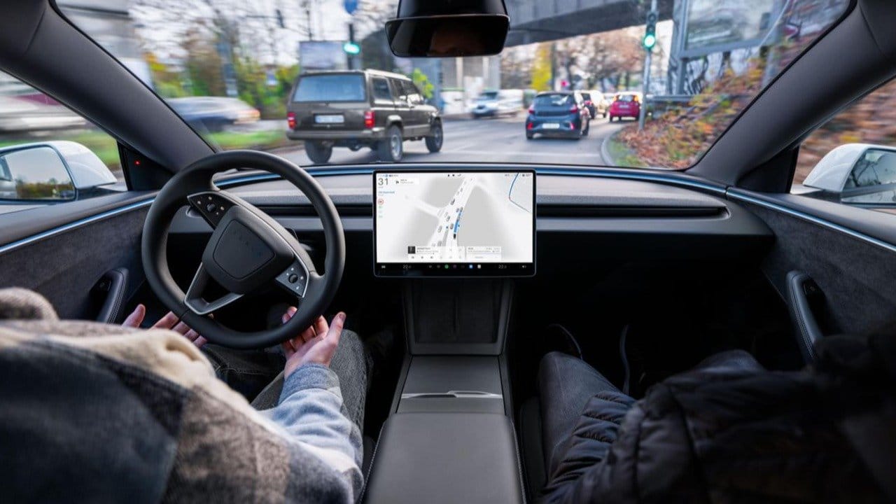 Tesla FSD için yeni dönem! Kalıcı satın alma kalkıyor