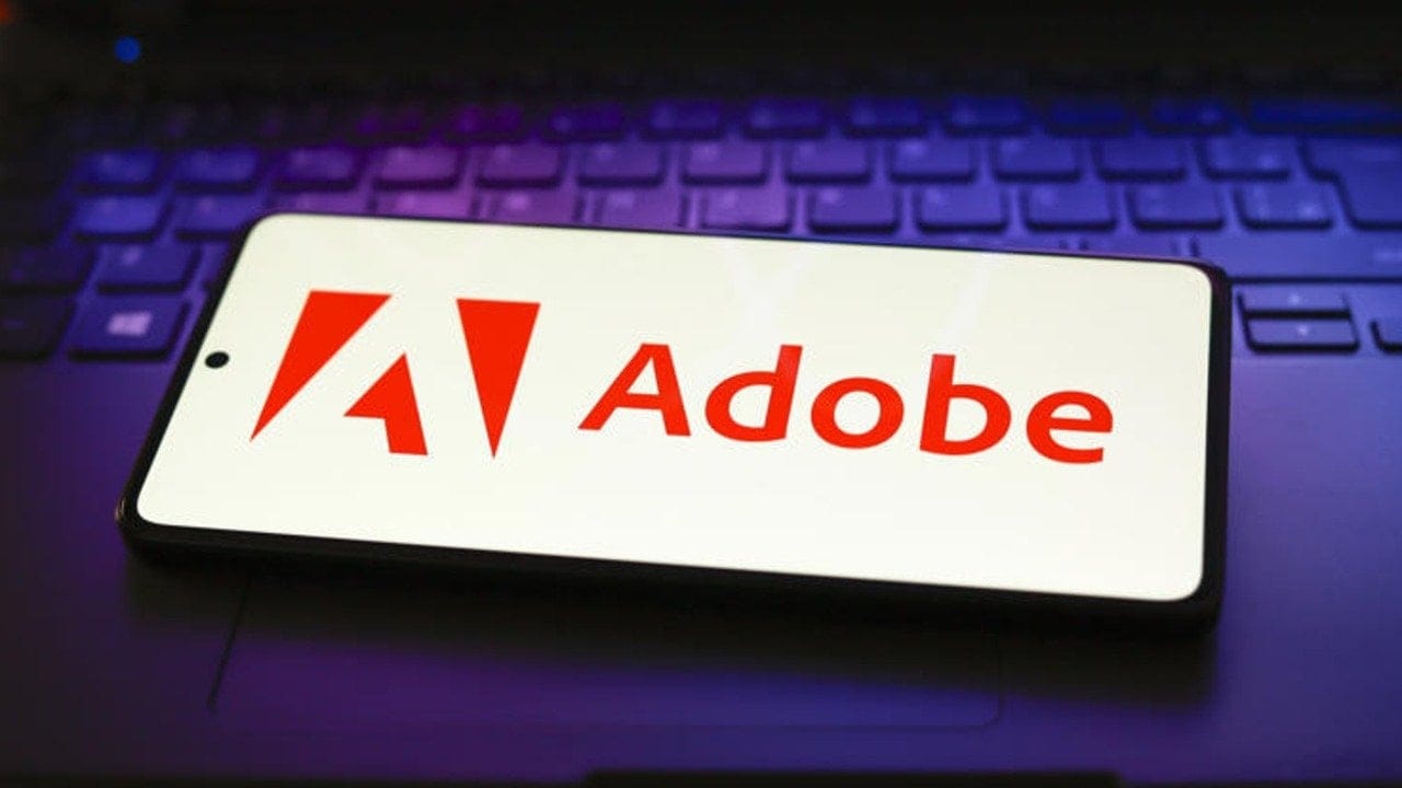 Adobe Acrobat için PDF Spaces özelliği tanıtıldı: Artık sadece PDF okumuyor