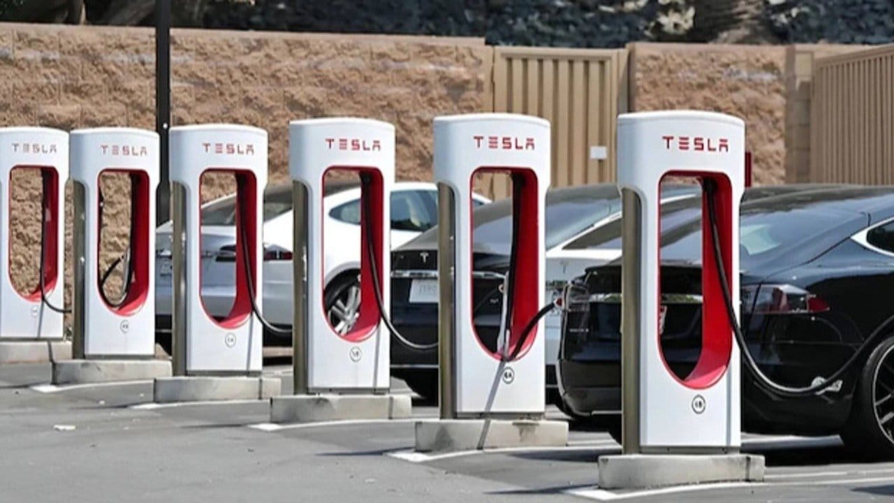 Tesla Kırşehir'de yeni Supercharger istasyonunu hizmete açtı