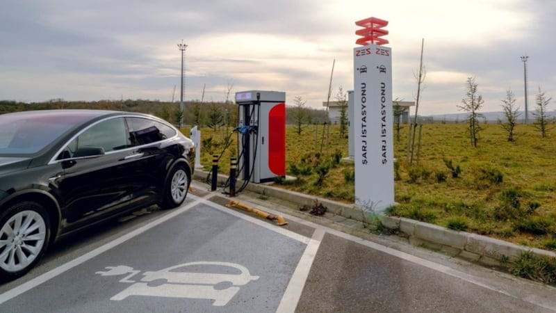 Elektrikli araç sahiplerini ilgilendiriyor: Roaming dönemi başlıyor!