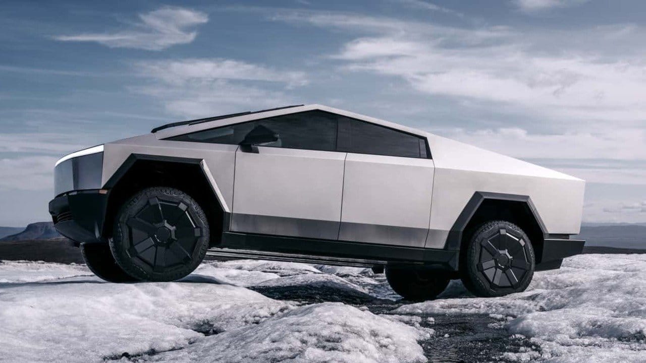 Tesla Cybertruck için yeni geri çağırma süreci başladı