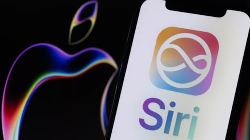Siri yenileniyor! Sohbetler otomatik silinebilecek