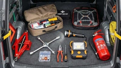 Araç sahiplerine yeni zorunluluk: Artık otomobillerde bunlar da bulunacak