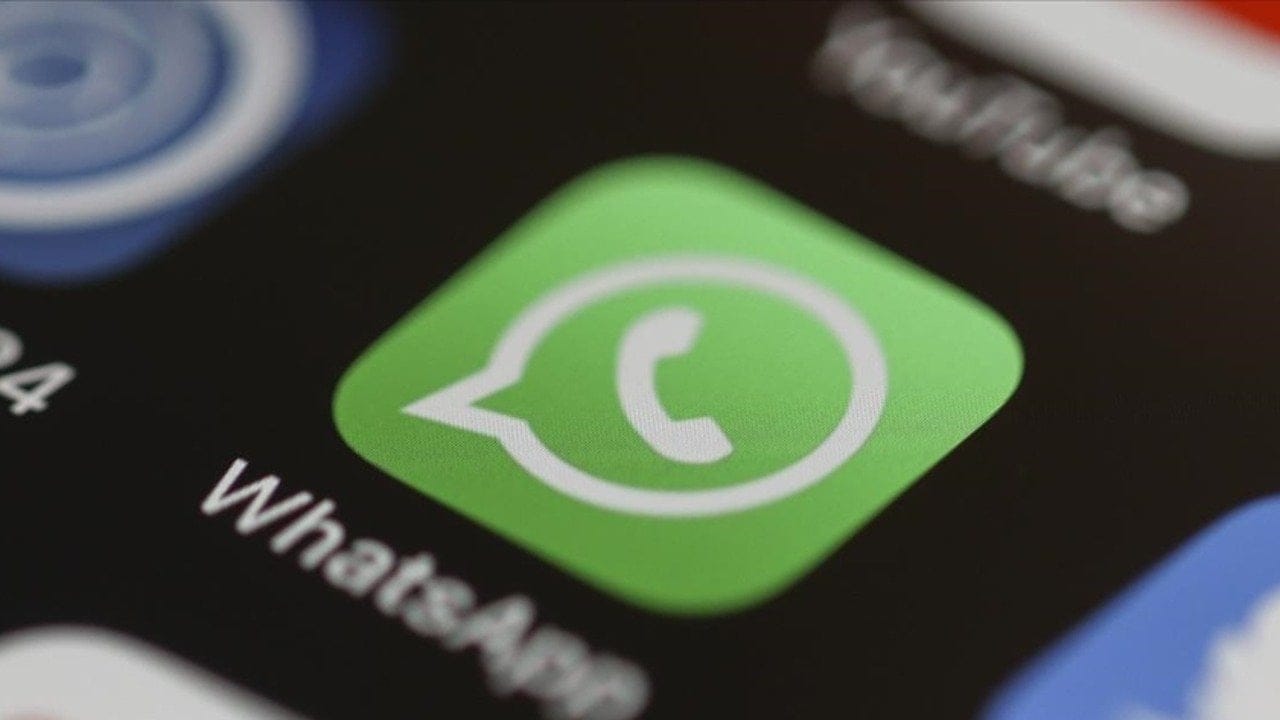 WhatsApp'tan iPhone kullanıcılarına yeni "Kişiler Merkezi" özelliği