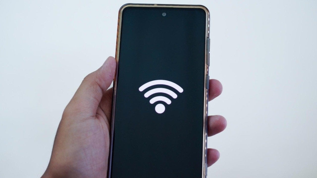 Her gün görüyoruz ama anlamını çoğu kişi bilmiyor: Wi-Fi simgesindeki yaylar neyi temsil ediyor?
