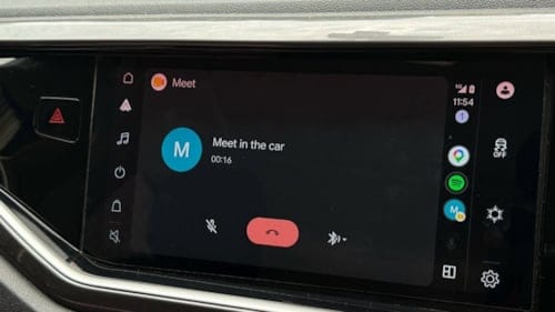 Google Meet artık Android Auto'da! Araçtan toplantı dönemi