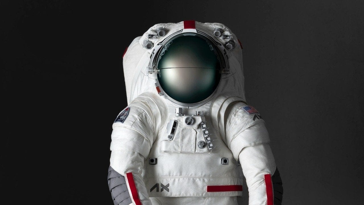 NASA’dan Ay görevleri için yeni nesil uzay kıyafeti: Prada imzalı içlik astronotları serin tutacak