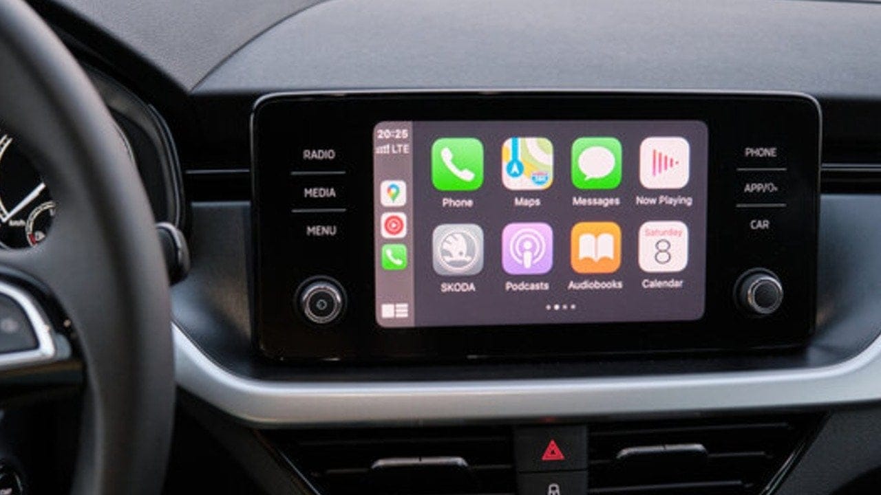 CarPlay’e beklenen özellik geliyor! iOS 27 ile araç ekranından video izlenebilecek