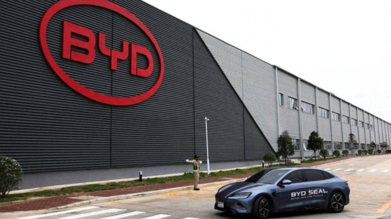 Çinli otomotiv devi BYD, Türkiye yatırımını durdurdu