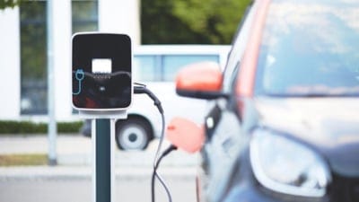 Elektrikli araç kullanıcılarını sevindirecek adım! Şarj istasyonlarında tek uygulama dönemi geliyor