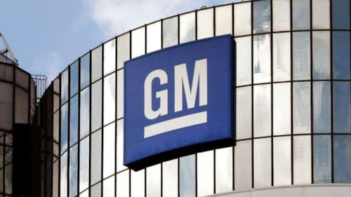 GM'nin yeni hamle: Robotlar üretim hattını devralıyor!