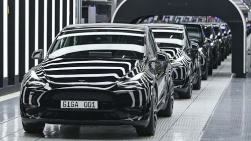 Tesla'dan Avrupa hamlesi! Model Y üretimi hızlanıyor
