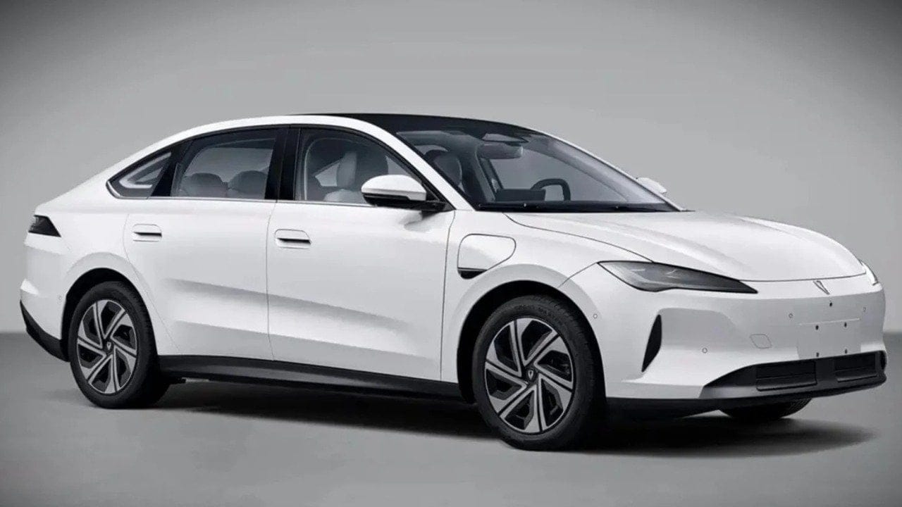 Volkswagen'in uygun fiyatlı elektrikli sedanı Jetta M6 ortaya çıktı