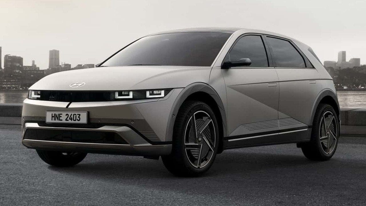 Hyundai ve Kia'dan yangın riski uyarısı! Elektrikli araçlar geri çağrıldı