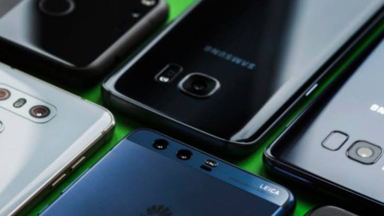 Cep telefonu ithalatında yeni dönem: Ucuz telefonlar etkilenebilir