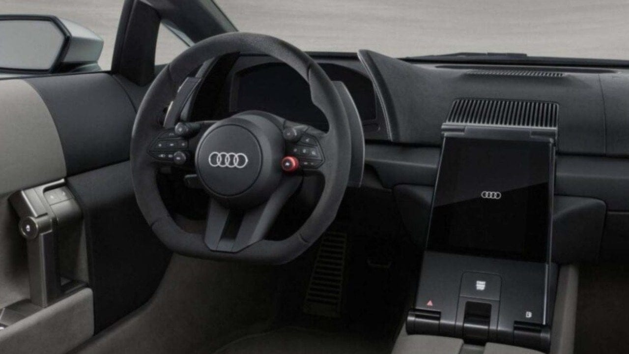 Audi'den yeni karar: Dev ekranlar küçülüyor, fiziksel tuşlar geri dönüyor