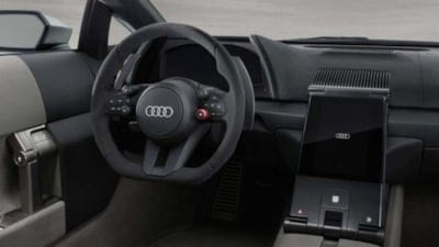Audi'den yeni karar: Dev ekranlar küçülüyor, fiziksel tuşlar geri dönüyor