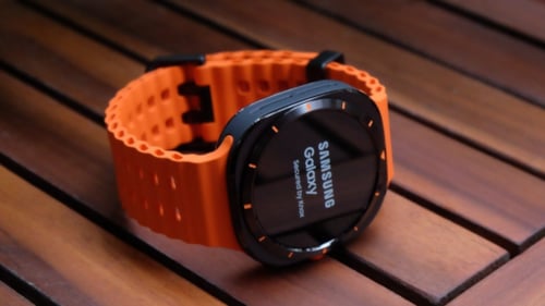 Samsung Galaxy Watch kullanıcıları yeşil çizgi sorununu bildiriyor