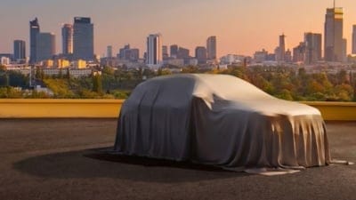 Yeni Mercedes-Benz GLA için geri sayım! Tanıtım tarihi resmen açıklandı