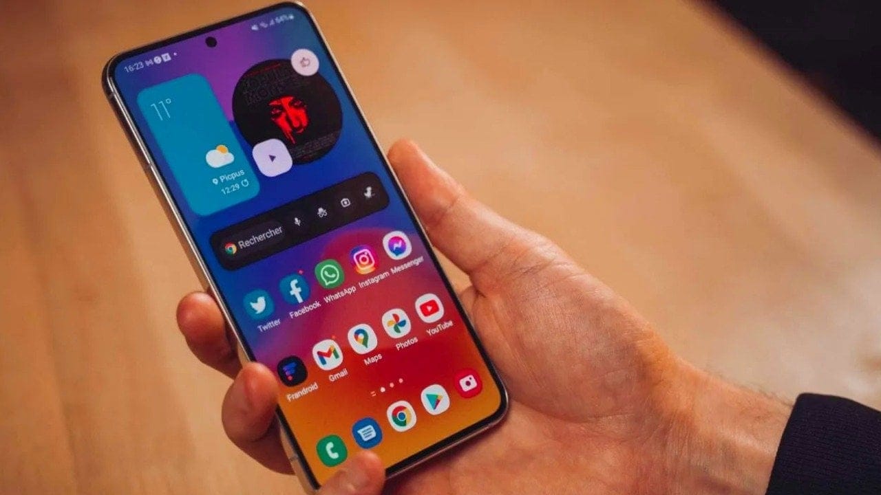 Samsung telefonlarda büyük güvenlik sorunu: 176 açık kapatıldı