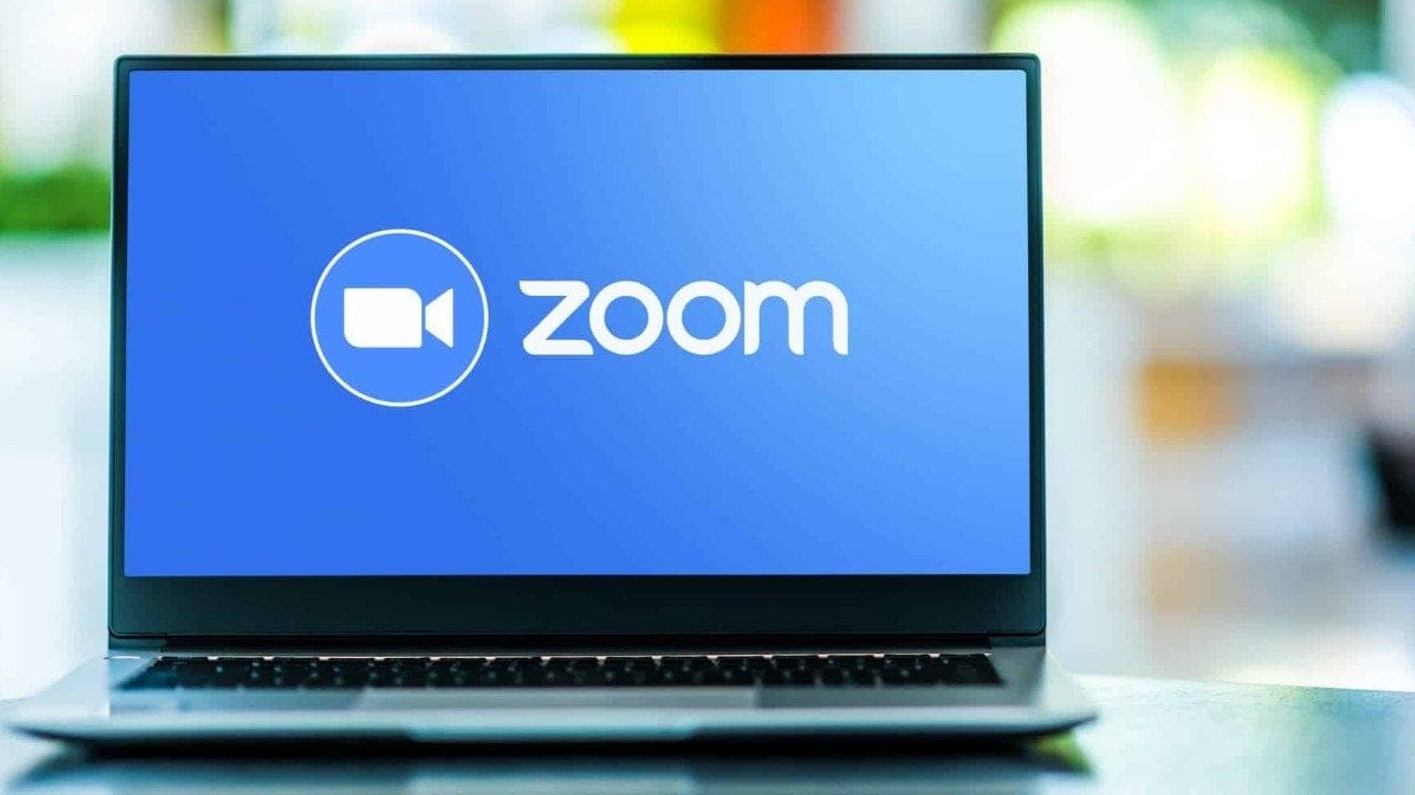 Zoom kullanıcıları dikkat: Tek bir özellik cihazı saldırganlara açabiliyor!
