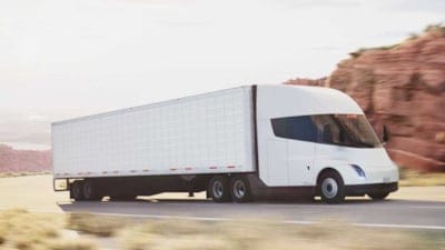 Tesla'ya dev sipariş: 500 adet Semi yollara çıkacak