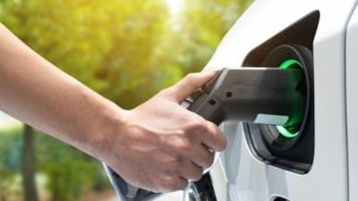 Türkiye’de elektrikli araç şarjında rekor: Lider şirket belli oldu