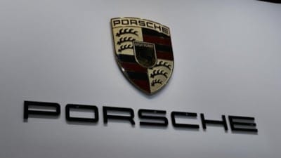 Porsche’den dikkat çeken satış kararı: Yazılım şirketindeki çoğunluk hissesini devrediyor