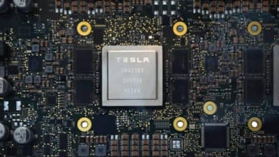 Elon Musk duyurdu: Tesla, NVIDIA'ya rakip AI5 çipini geliştiriyor