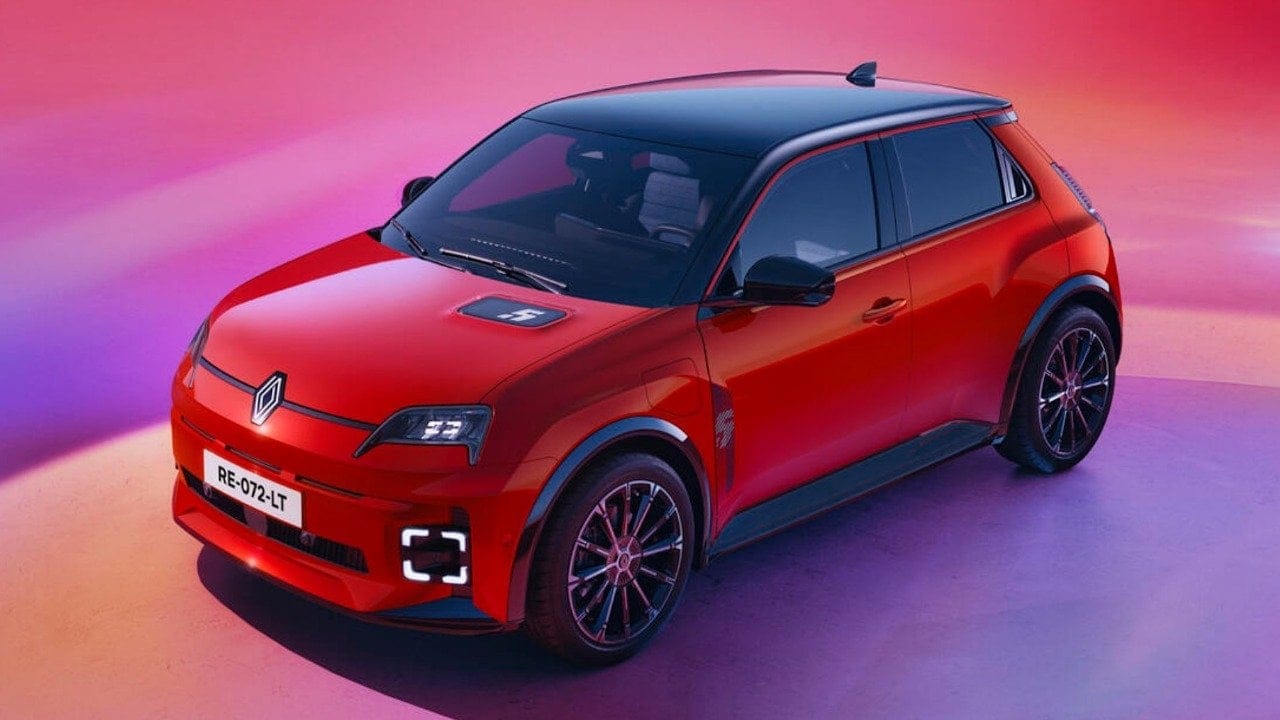 Renault 5 E-Tech yenilendi: Menzil arttı, LFP batarya geldi