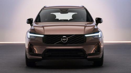 Volvo yeni XC60 ve XC90'ı tanıttı: Batarya kapasitesi iki katına çıktı