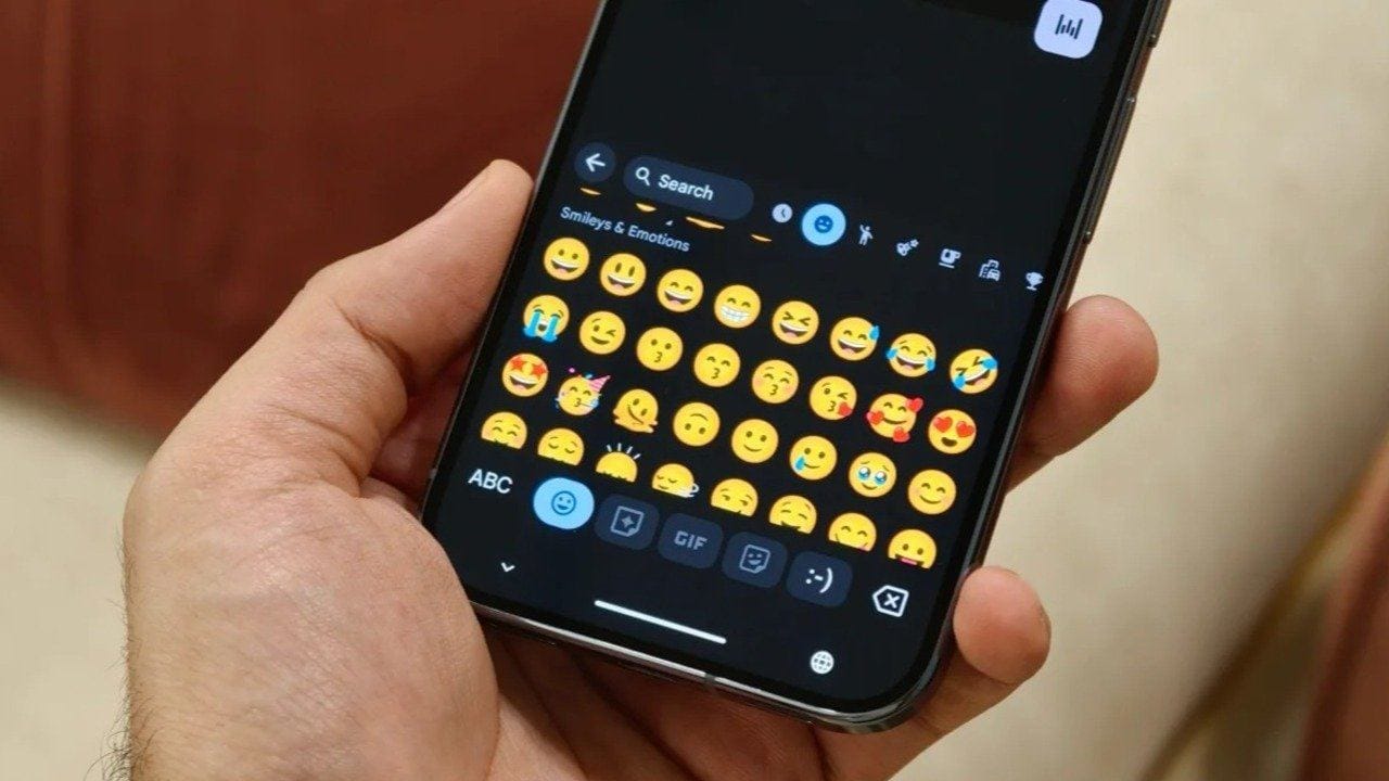 Google Android emojilerini baştan tasarladı: Artık çok daha farklı görünecekler