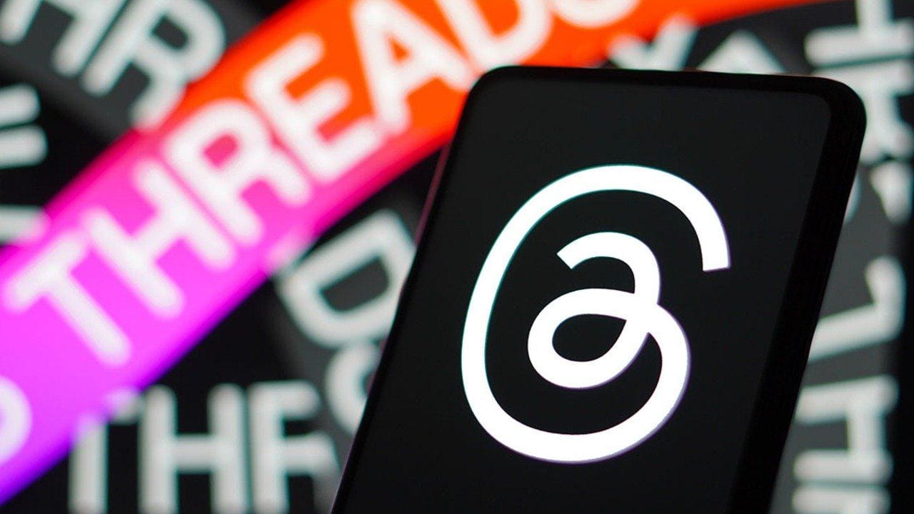 Threads podcastlara el attı: Transkript ve kaydetme özelliği geliyor