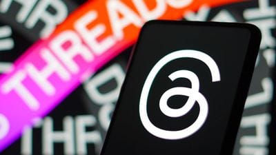 Threads podcastlara el attı: Transkript ve kaydetme özelliği geliyor