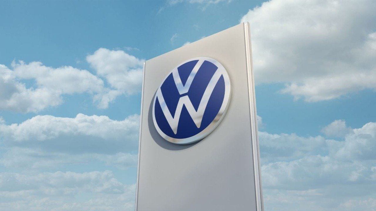 Volkswagen direksiyon arızası nedeniyle yüz binlerce aracı geri çağırıyor