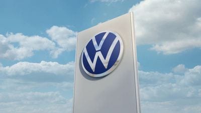 Volkswagen direksiyon arızası nedeniyle yüz binlerce aracı geri çağırıyor