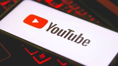 YouTube canlı yayınlara yeni dönem: Yapay zeka ile anlık seslendirme geliyor