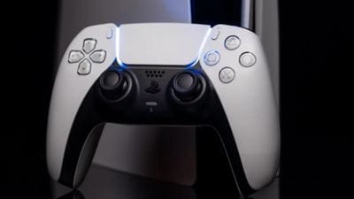 Sony'den dikkat çeken patent: PlayStation kontrolcüsüne temassız ödeme