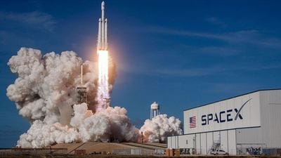 Falcon 9'un sonu mu geliyor? SpaceX'ten dikkat çeken karar