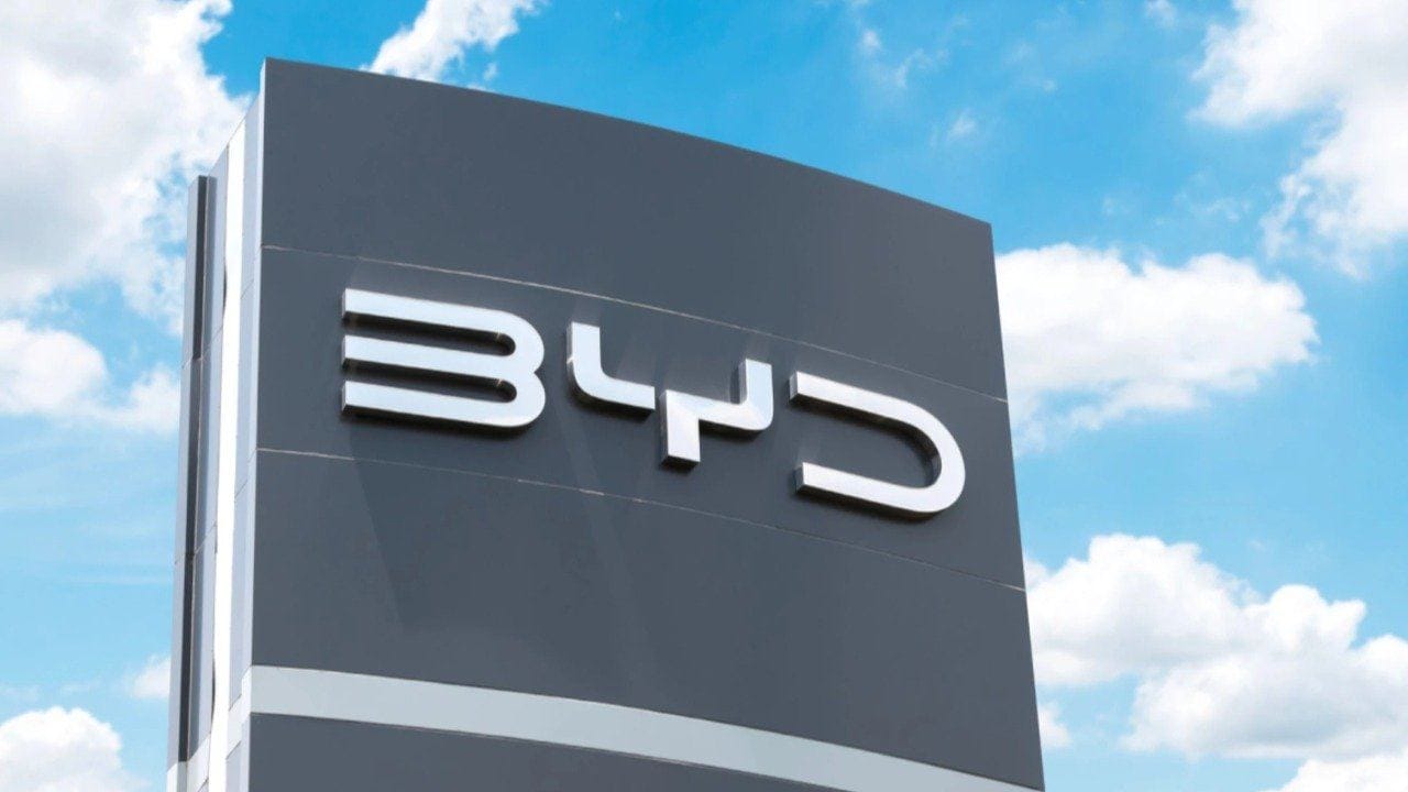 BYD, katı hal bataryalı ilk elektrikli otomobilini 2027'de tanıtacak