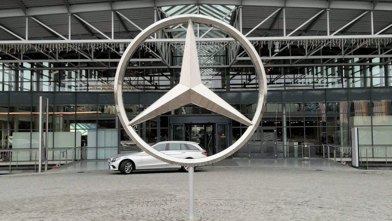 Mercedes-Benz iki fabrikasını kapatabilir: Almanya'da üretim alarmı