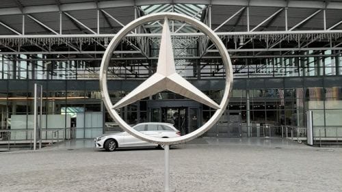 Mercedes-Benz iki fabrikasını kapatabilir: Almanya'da üretim alarmı