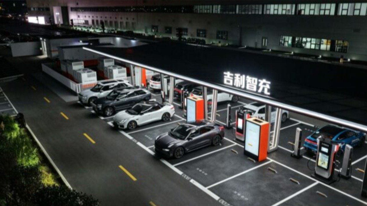 Geely'den elektrikli otomobiller için 2.250 kW'lık şarj hamlesi