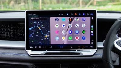 Android Auto kullanıcıları dikkat: Eski telefonlarda destek kesilebilir